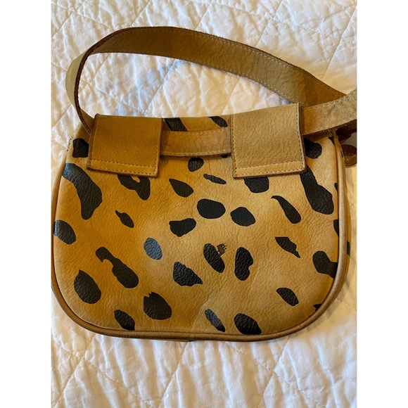 CLARE V leopard leather fanny pack - Picture 4 of 4